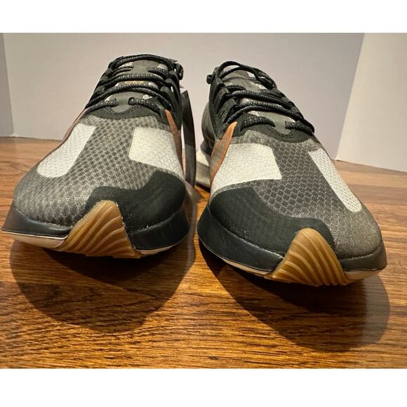 Nike Men's Zoom Gravity Running Shoes Smoke/Copper Size 10.5 NWT - Picture 4 of 9